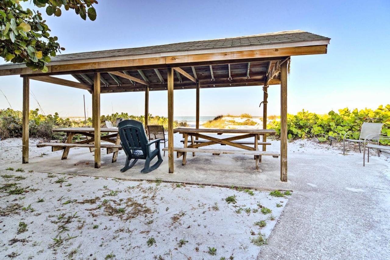 Indian Shores Cottage With Cabana - Steps To Beach! Clearwater Beach Luaran gambar