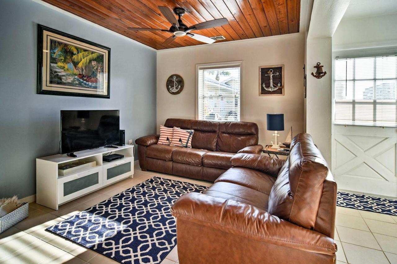 Indian Shores Cottage With Cabana - Steps To Beach! Clearwater Beach Luaran gambar